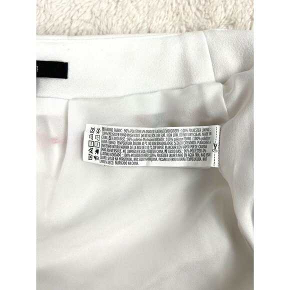 Forever 21 Embroidered Floral Mini Skirt Size Medium - Picture 8 of 8